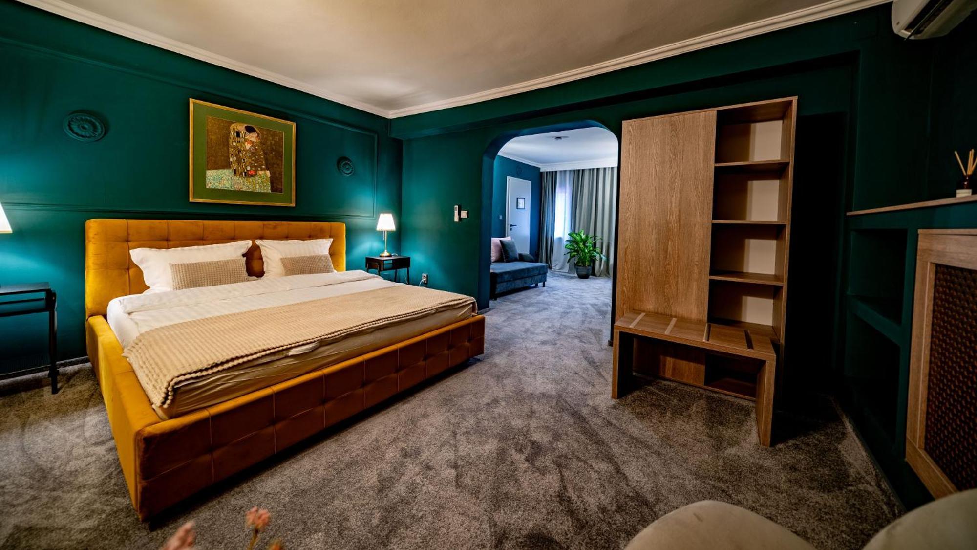 Hotel Coco Timisoara Bagian luar foto